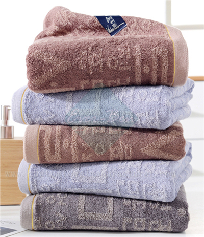China Bulk Custom jacquard absorbent Bath towels producer wholesale Bespoke Bamboo Kids Travel Towels Gifts Manufacturer